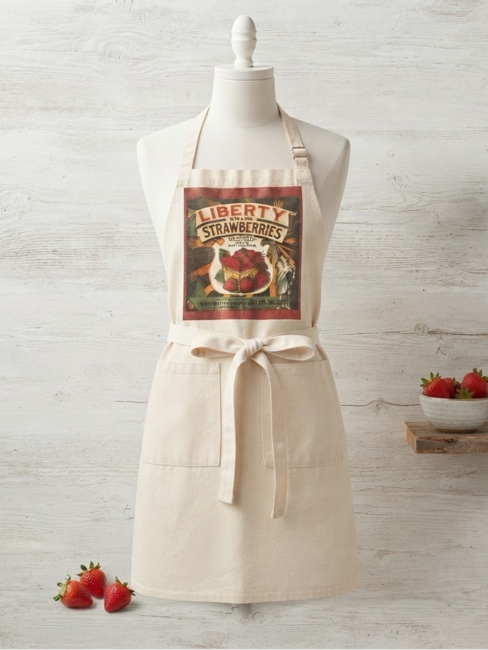 HEARTLAND TRADING COMPANY Apron Liberty Strawberry Graphic Cream NEW